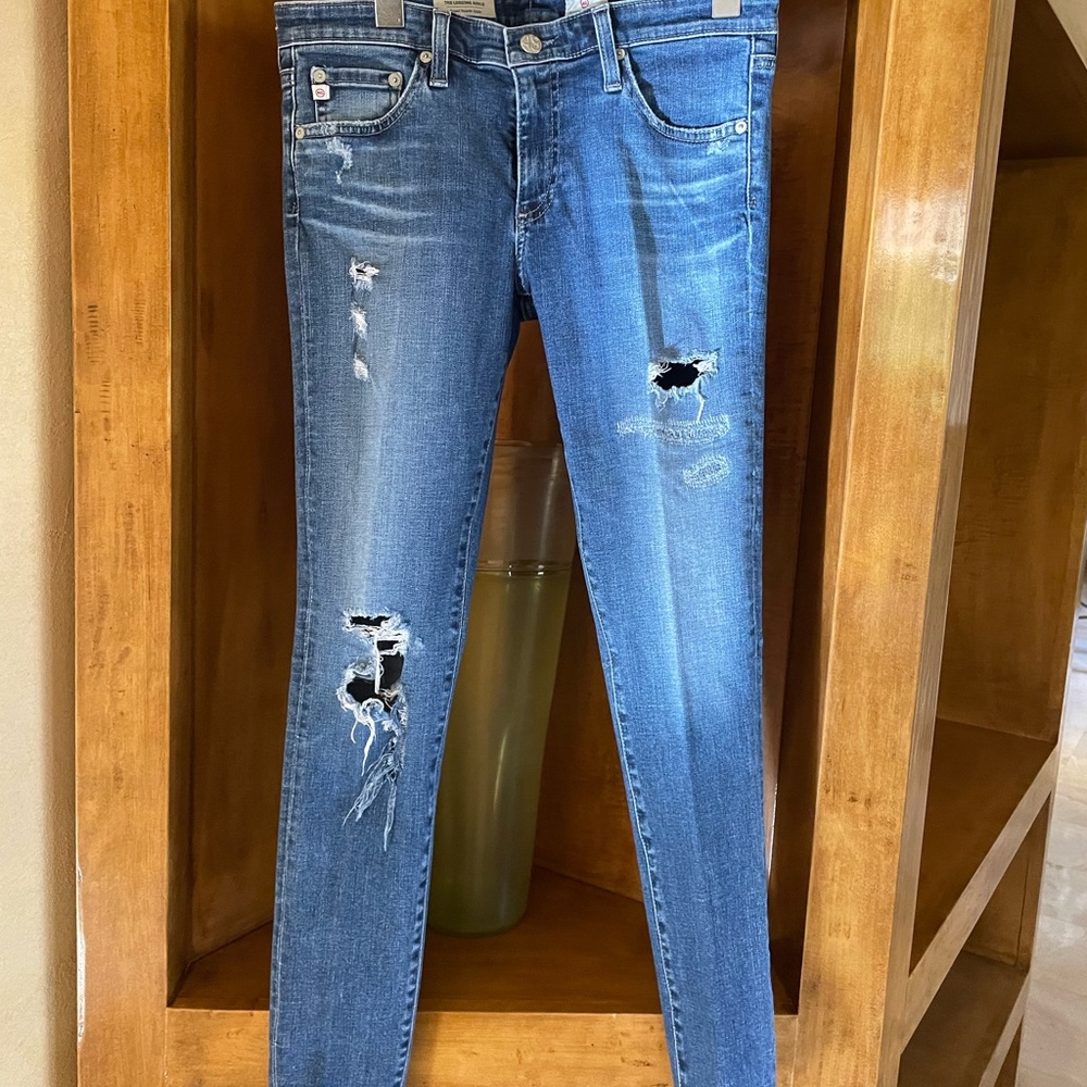 Womens AG jeans. The Legging Ankle